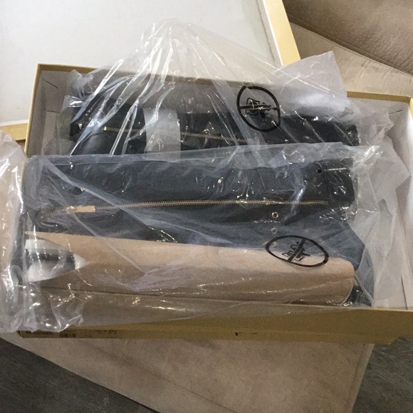 SALE SALE MICHAEL JORS LEATHER-BLACK BOOTS - Picture 8 of 8